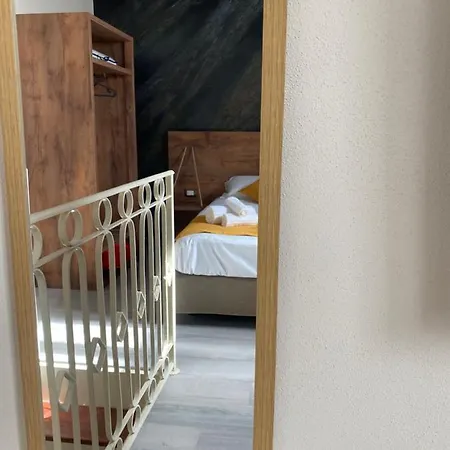 Bed & Breakfast Arsenale Porto Palermo