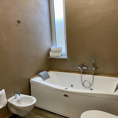 Arsenale Porto Bed & Breakfast 3*